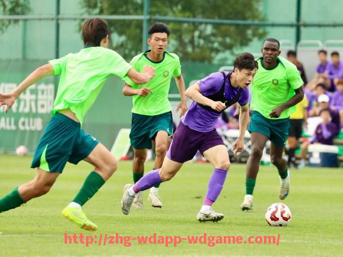 问鼎娱乐官网-足球运动员西装CBA：当篮球和足球交汇