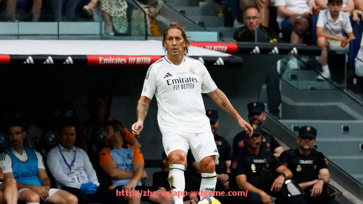 问鼎娱乐官网-德甲各支球队的进球歌曲及庆祝方式