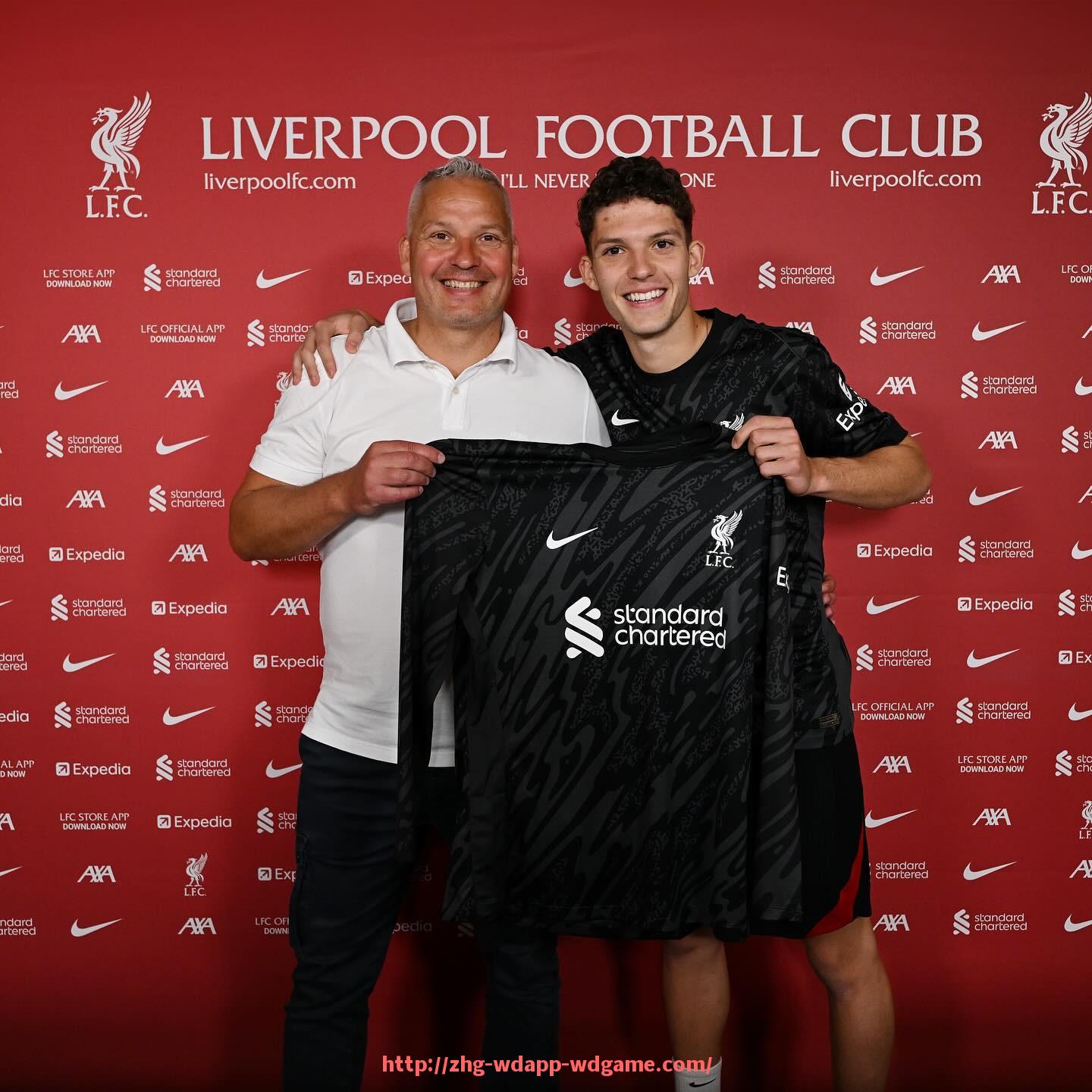 问鼎娱乐官网-法甲外援合同数据详解及转会市场影响