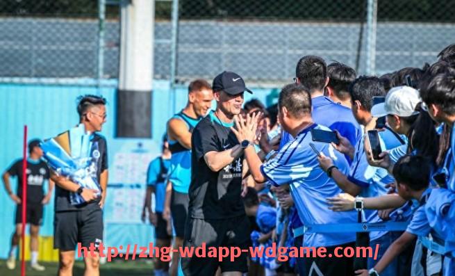 问鼎娱乐官网-法甲2024赛季关键球员表现与全队战术依赖关系解析